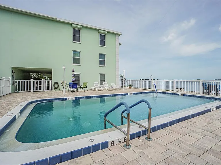 464 N Paula Dr #116 — Photo 38