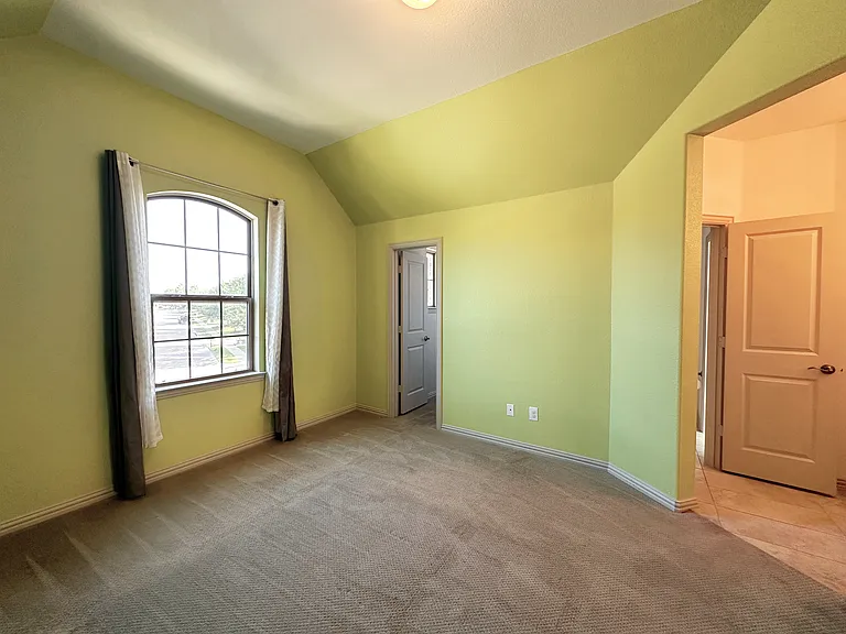 2042 Farmhouse Way — Photo 30