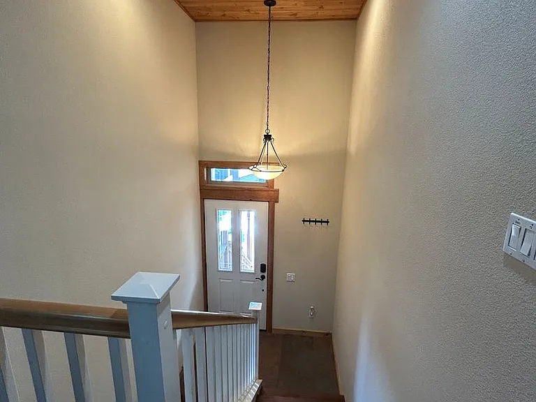 11357 Brockway Rd — Photo 2