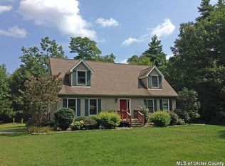 5 Bear Ln, Saugerties, NY 12477