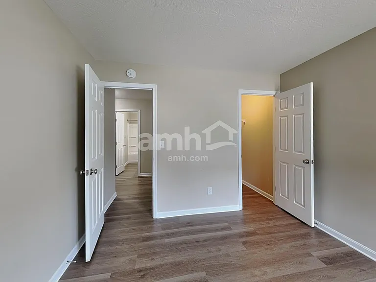 9694 Ridge Xing — Photo 15