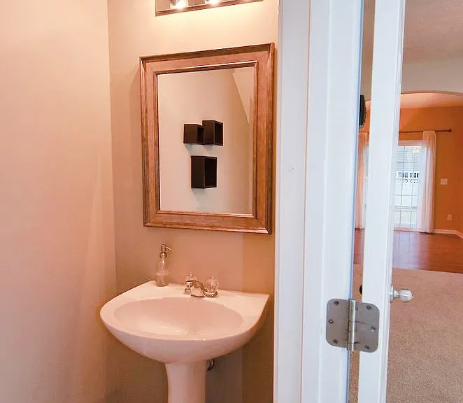 1308 Crown Point Pl — Photo 10