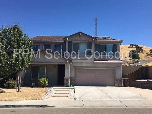 1st image of 2539 Cambridge Dr