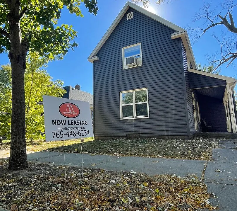 1829-1829 1/2 Greenbush St-