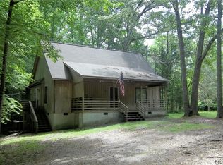 11592 Palmer Pl, Saluda, VA 23149