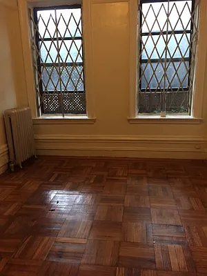 Rented by Smart NY Realty LLC | media 2