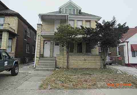4221 Dickerson