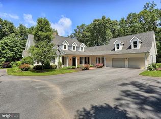 898 Peach Ridge Rd, Elliottsburg, PA 17024