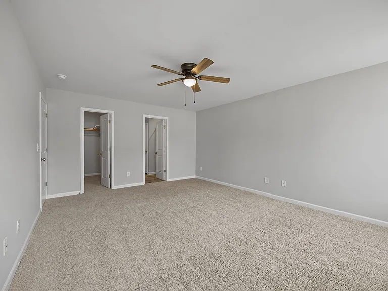 4500 Sandstone Dr — Photo 21