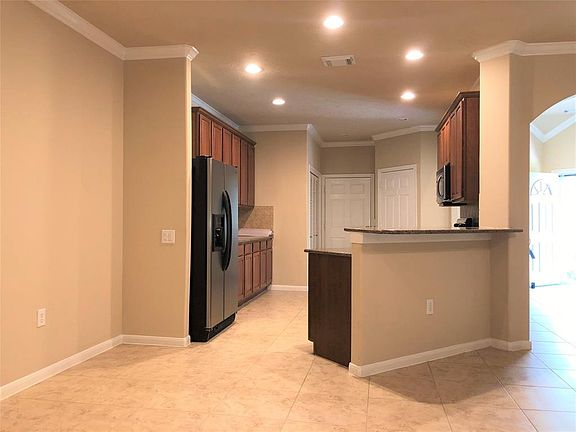 4th image of 25234 Aspenlodge Ln