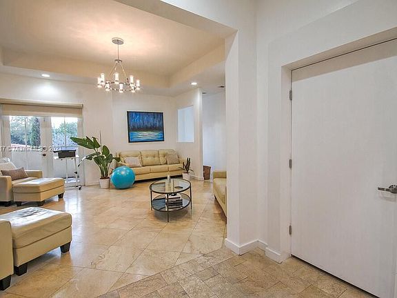 5th image of 343 Madeira Ave #345