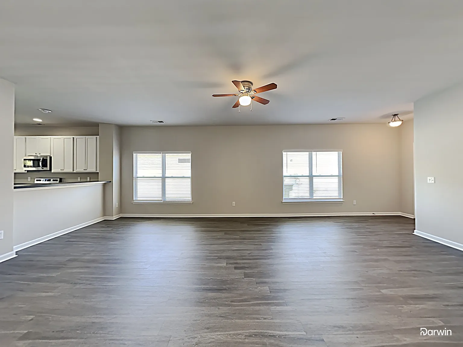 3 bed, 2.0 bath, 1412 sqft, $2,205 — Photo 4