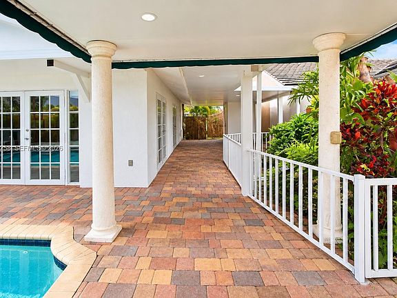 5th image of 14590 SW 51st St
