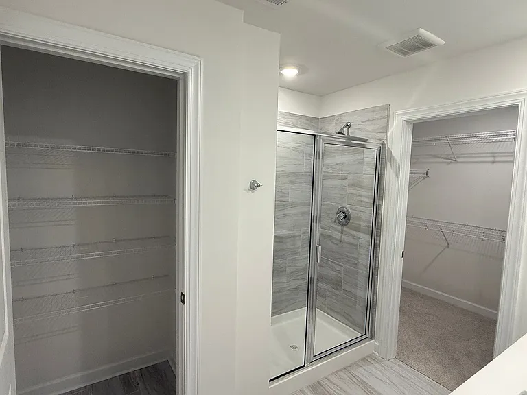 436 Luna Ln — Photo 11