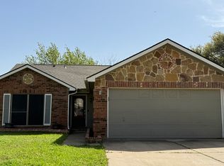 1500 Rockdale Dr, Arlington, TX 76018