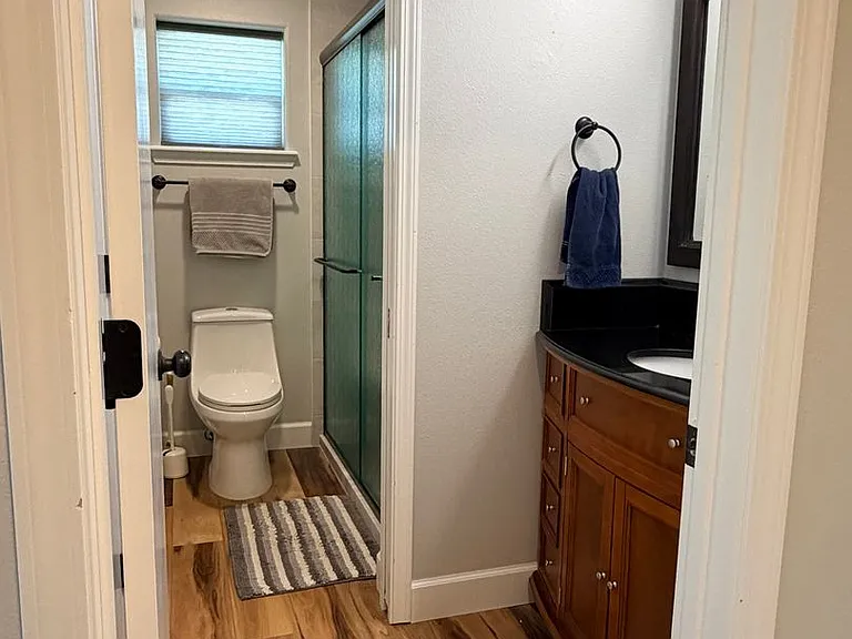 2637 Afton Pl NE — Photo 21