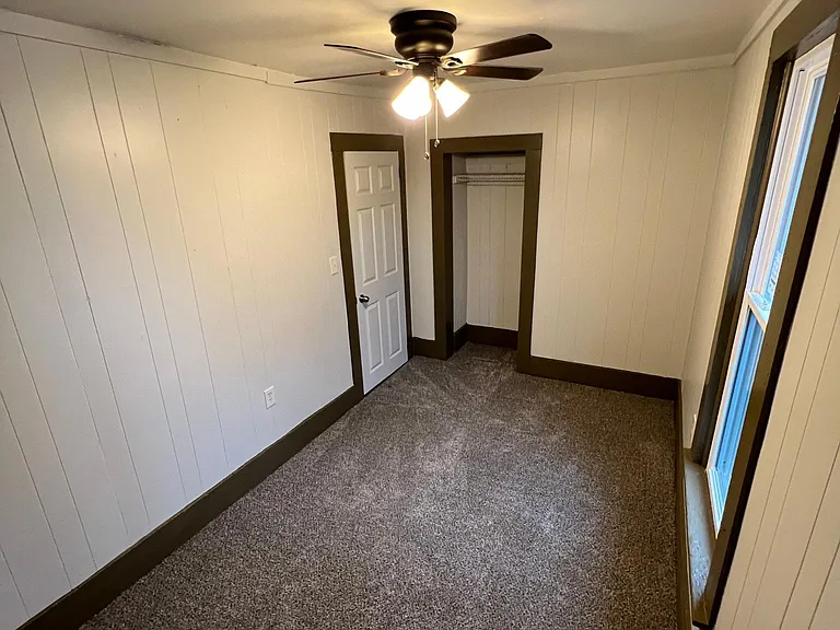 202 Hiland Ave — Photo 12