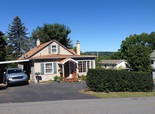 31 Roushey St, Shavertown, PA 18708