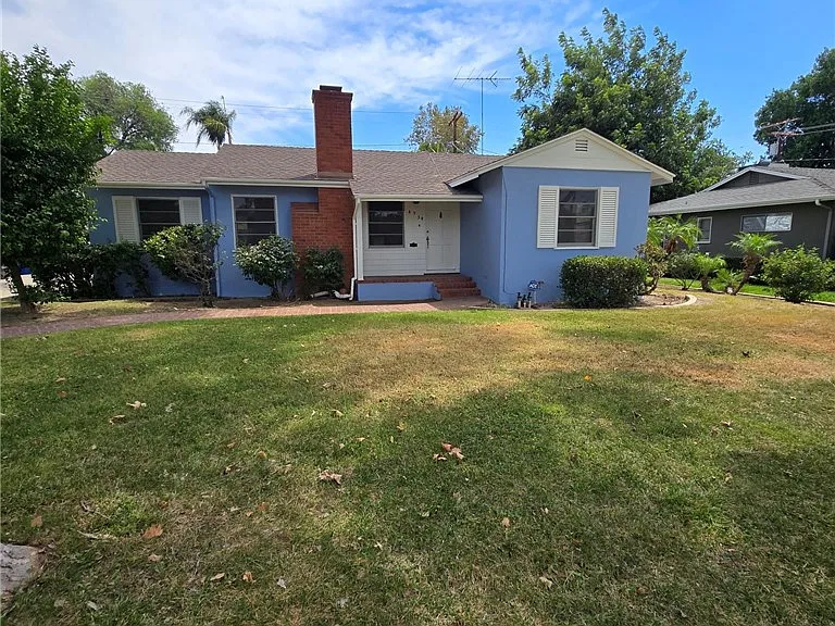 4934 Luther St — Photo 2