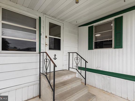 5th image of 20007 Dodd Ave