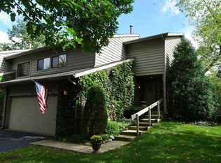 29 Brook Ln, Palos Park, IL 60464