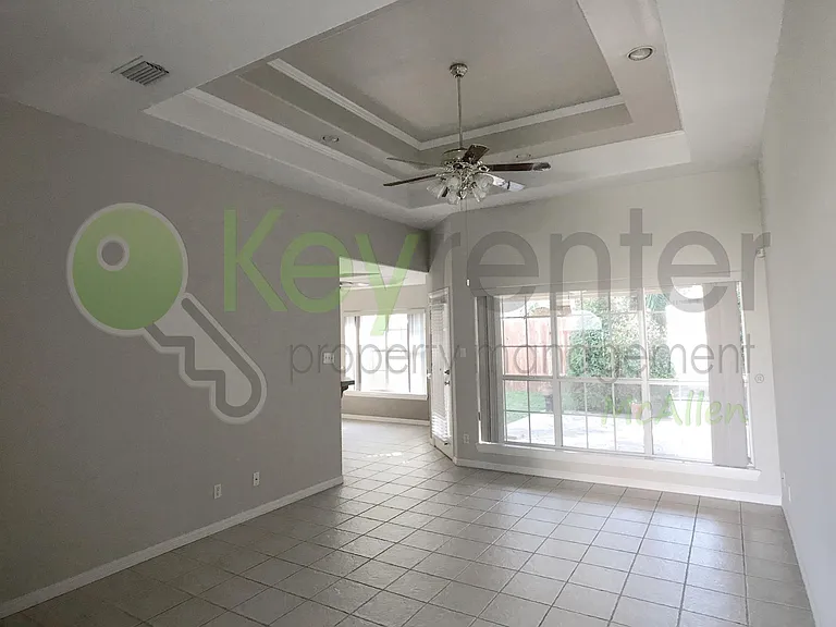 1918 Fawn Cir — Photo 8