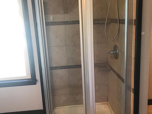 3rd floor shower