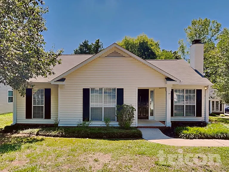 3365 Prescott Pl NW — Photo 2