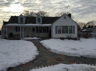 14 N Lawrence Ave, Somerset, NJ 08873
