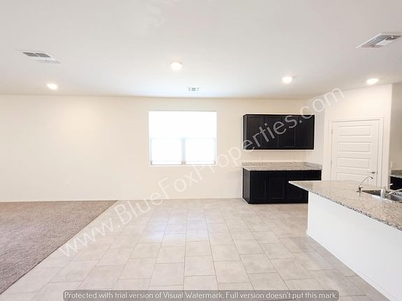 3rd image of 10223 N Crooked Peak Trl