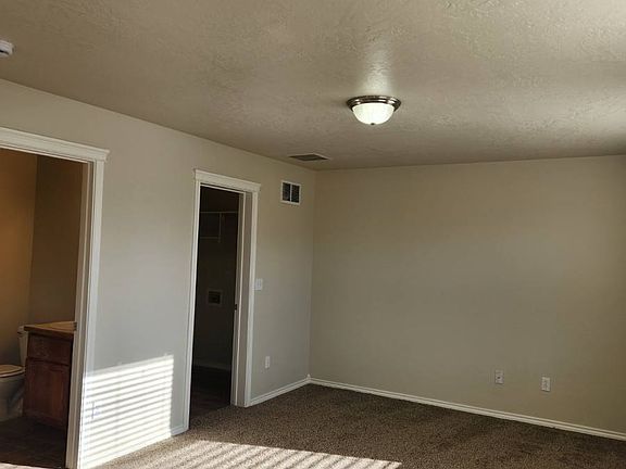 4th image of 5673 S Summit Creek Way