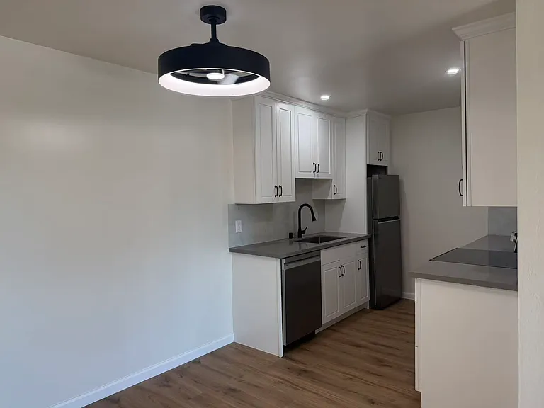 1467 Marchbanks Dr #3 — Photo 4
