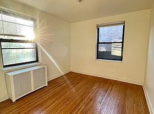8453 Dana Ct APT 2L, Middle Village, NY 11379