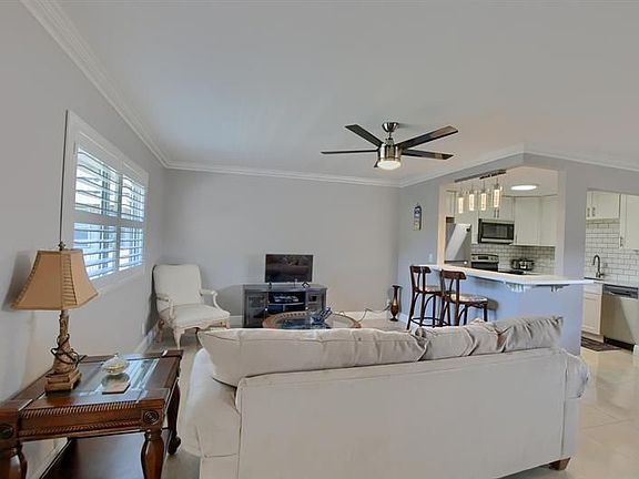 3rd image of 510 Monaco Blvd #K
