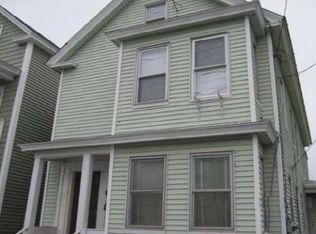 69 Fulton St, Lowell, MA 01850