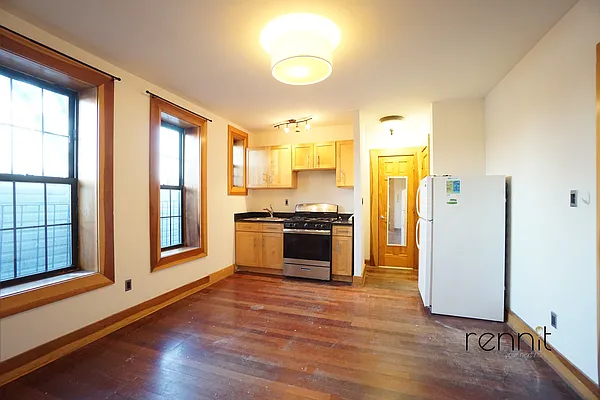 Rented by Rennit Inc. | media 3