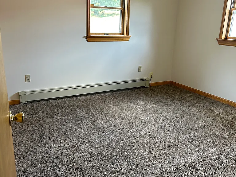 438 Jamestown Dr — Photo 14