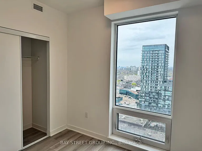 1185 Dupont St #1611 — Photo 10