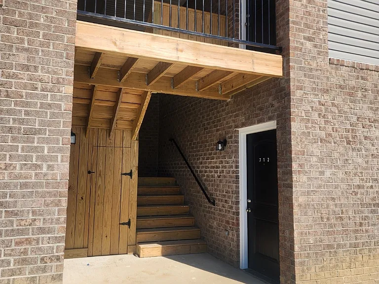 701 Lake Harriette Dr #724 — Photo 3