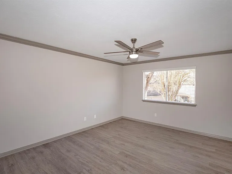 2108 Olympic Dr — Photo 28