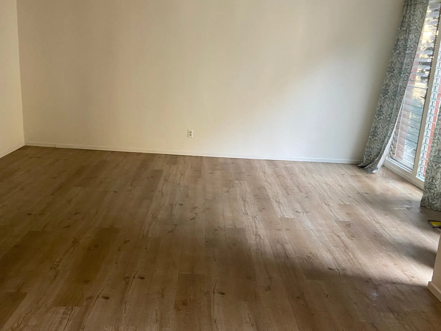 2 bed, 850 sqft, $2,350 — Photo 2