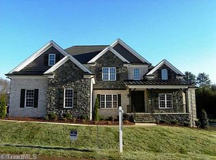 8166 Apple Grv, Kernersville, NC 27284