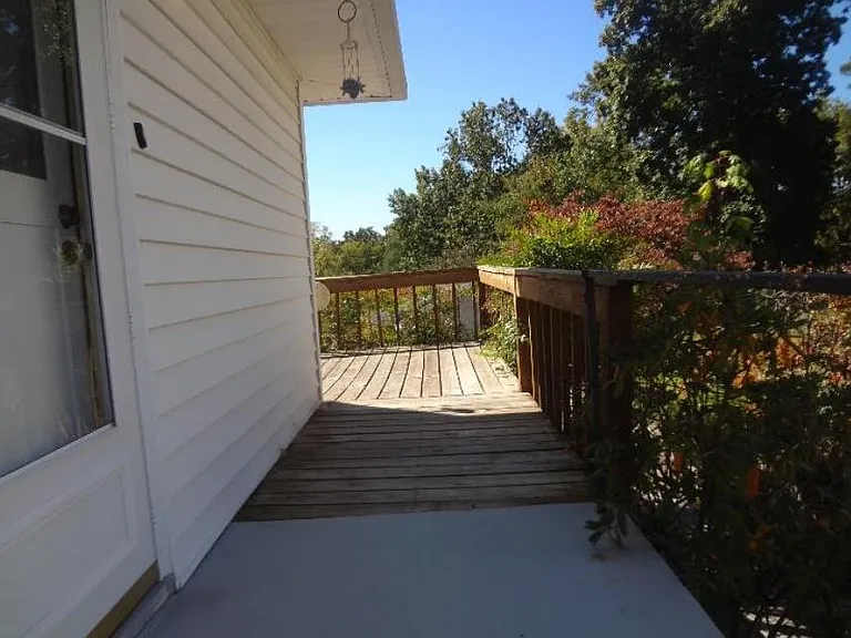 432 Manchester Dr — Photo 22