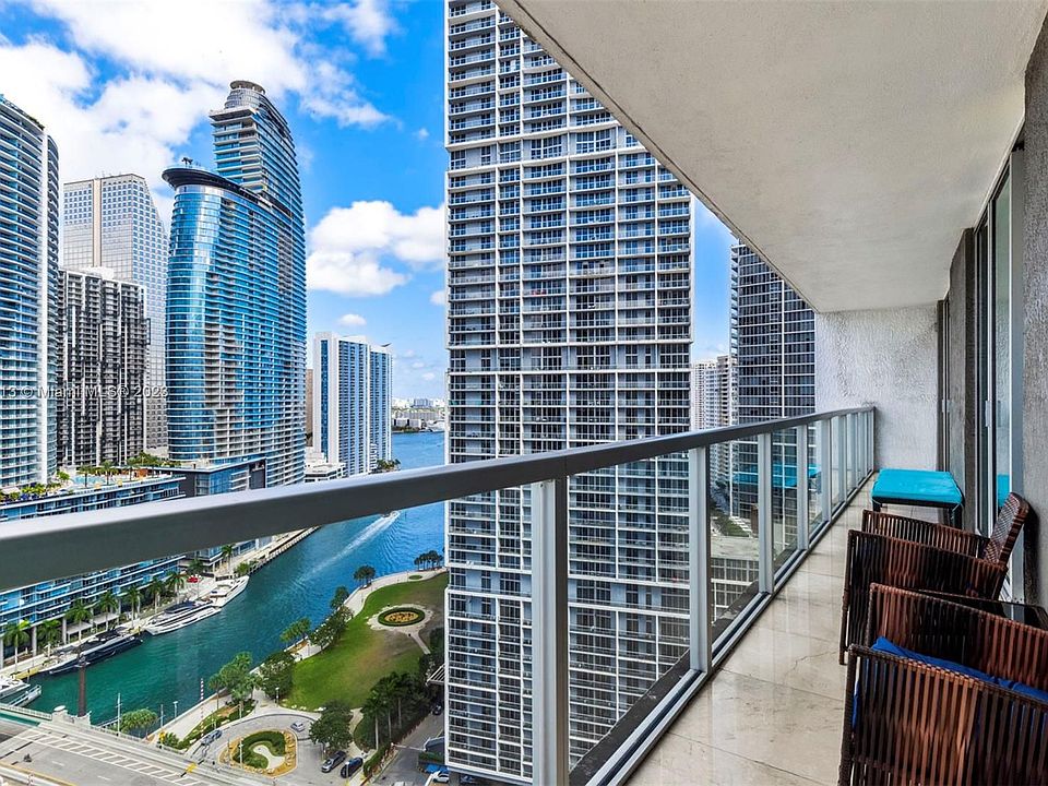 1st image of 500 Brickell Ave APT 2705