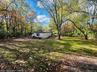 2751 West St, Niles, MI 49120