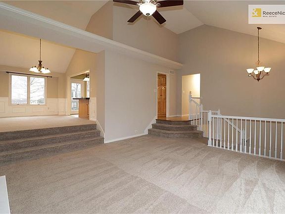 3rd image of 5417 NE Rainbow Ct