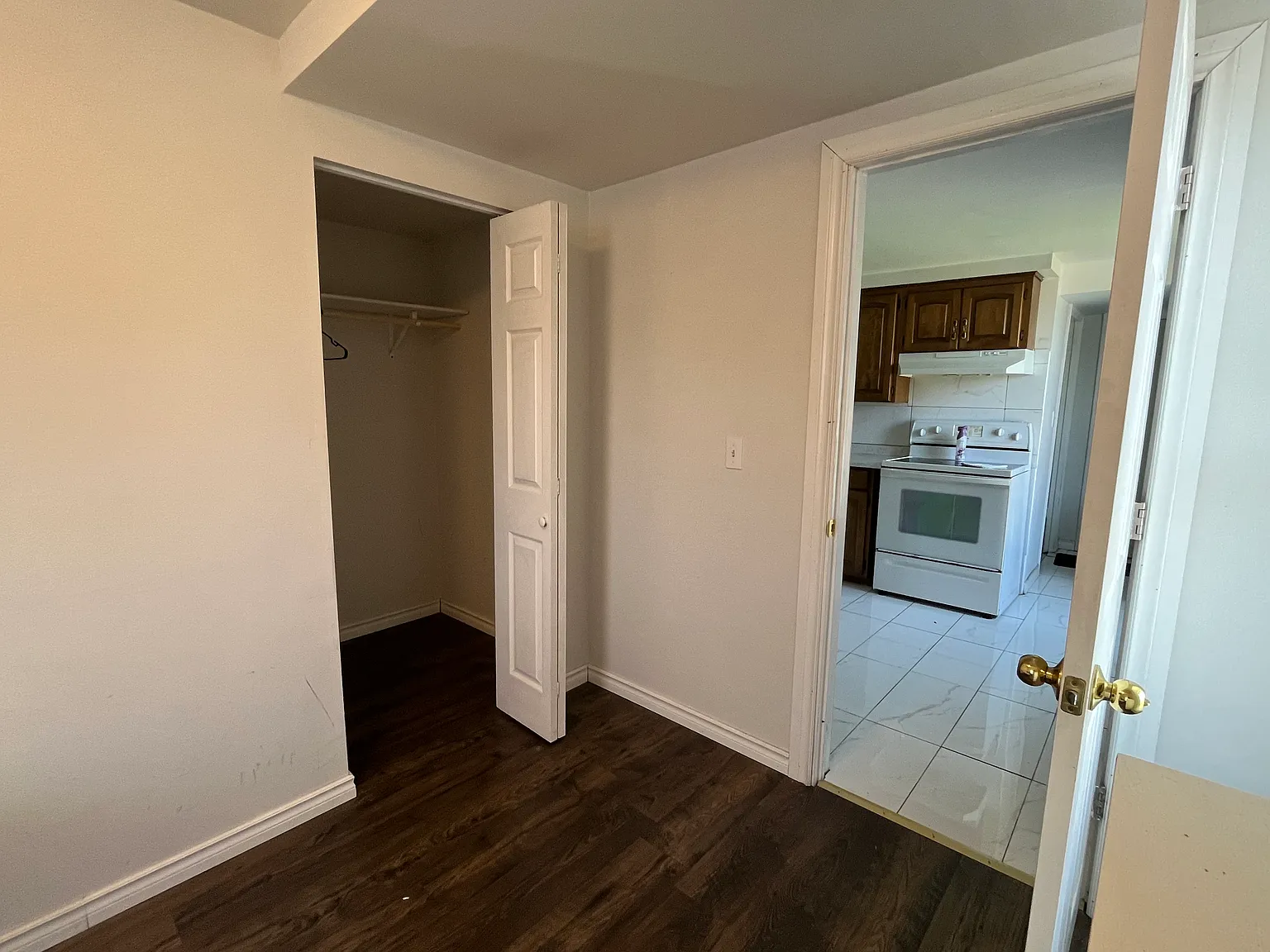 1 bed, $1,300 — Photo 2