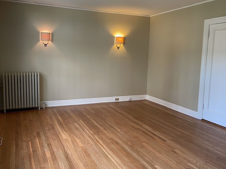1st image of 85 N Broadway 1 G