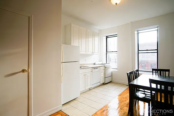 Rented by City Connections Realty | media 28