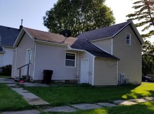 215 W 6th St, Tipton, IA 52772